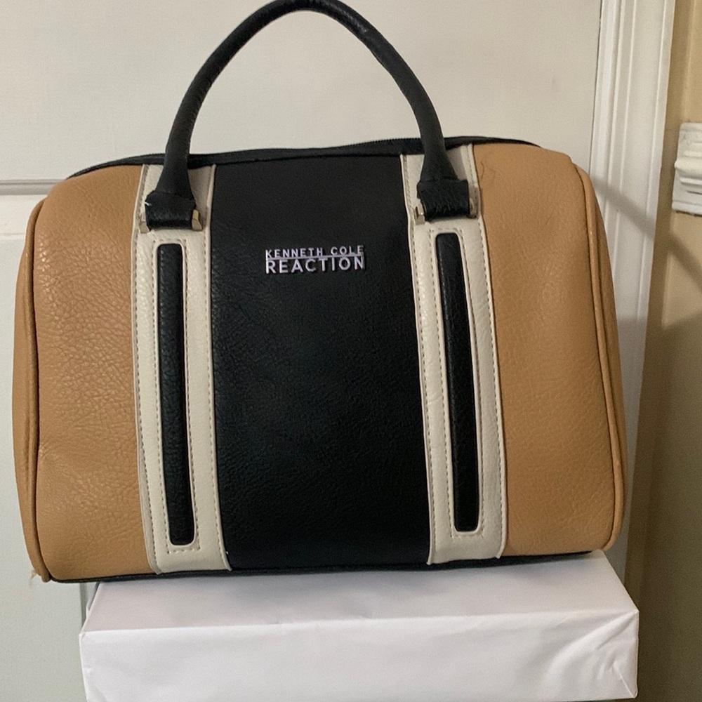 GUC Kenneth Cole Reaction handbag / pocketbook - Picture 1 of 16